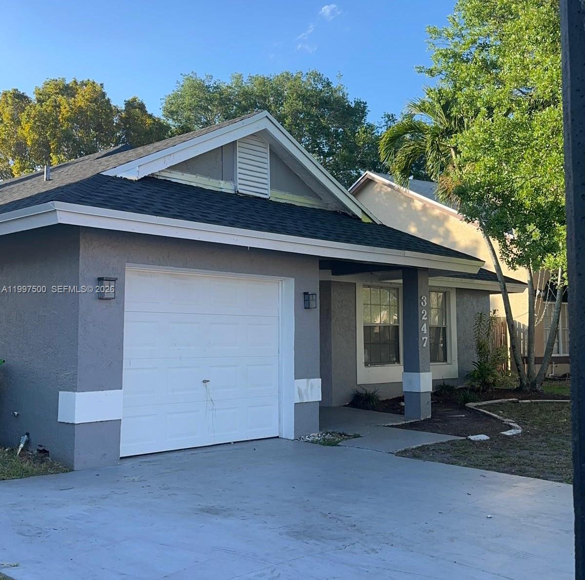 3247 NW 123rd Ave Property Photo 1