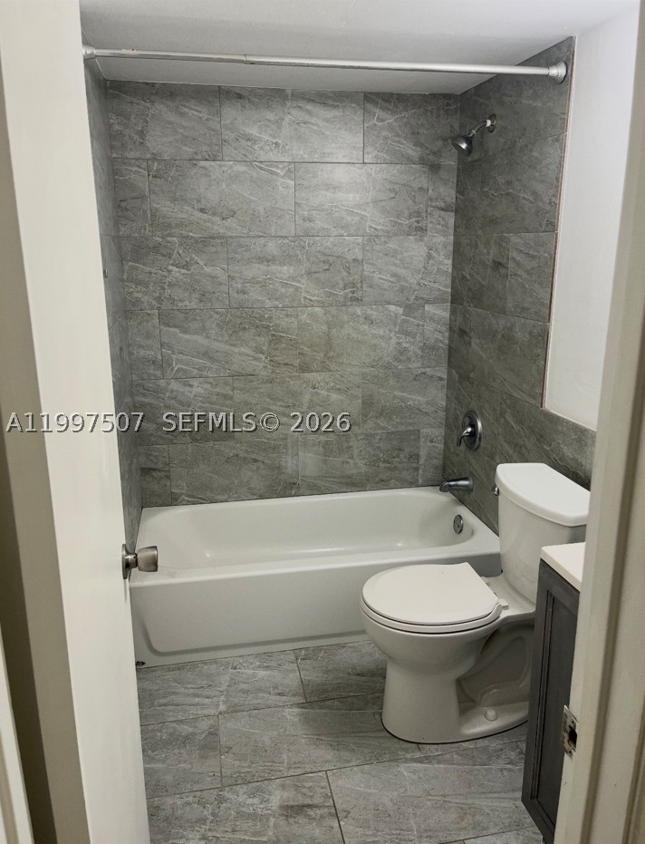 89 Berkshire D 89 Property Photo 11