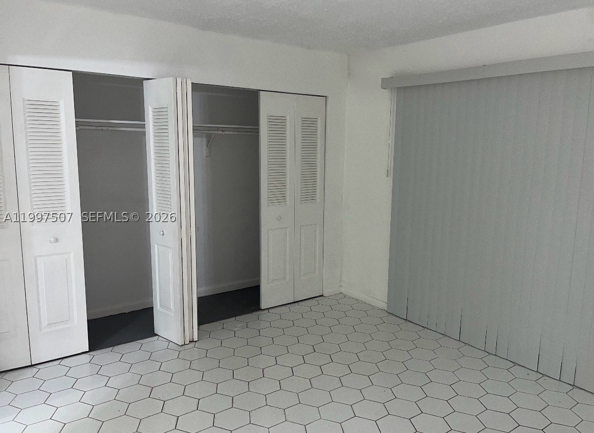 89 Berkshire D 89 Property Photo 16