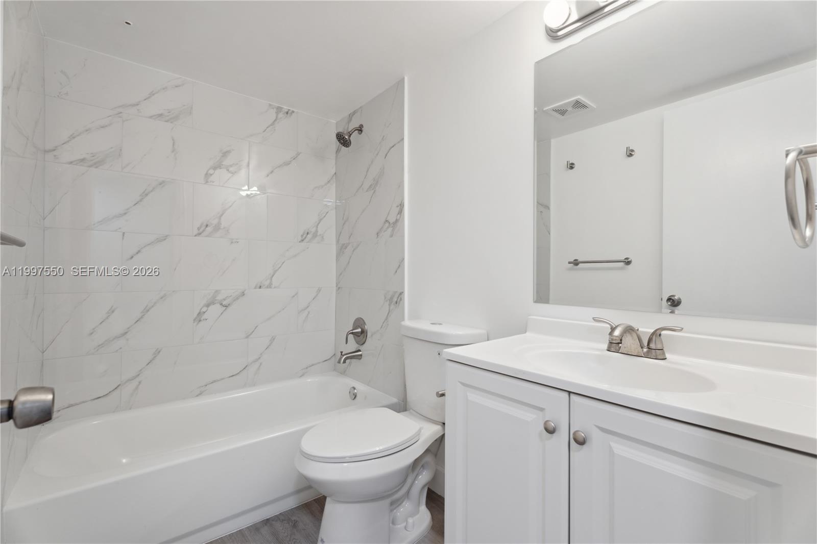 1301 Sw 134th Way 213b Property Photo 7