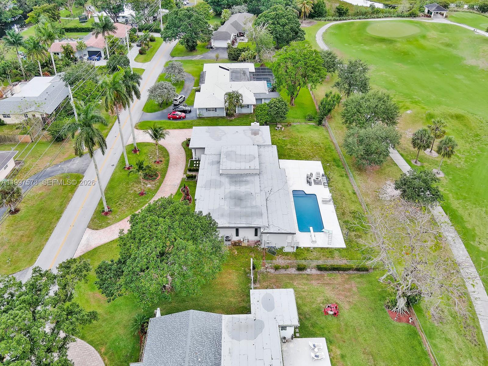 621 E Tropical Way Property Photo 42