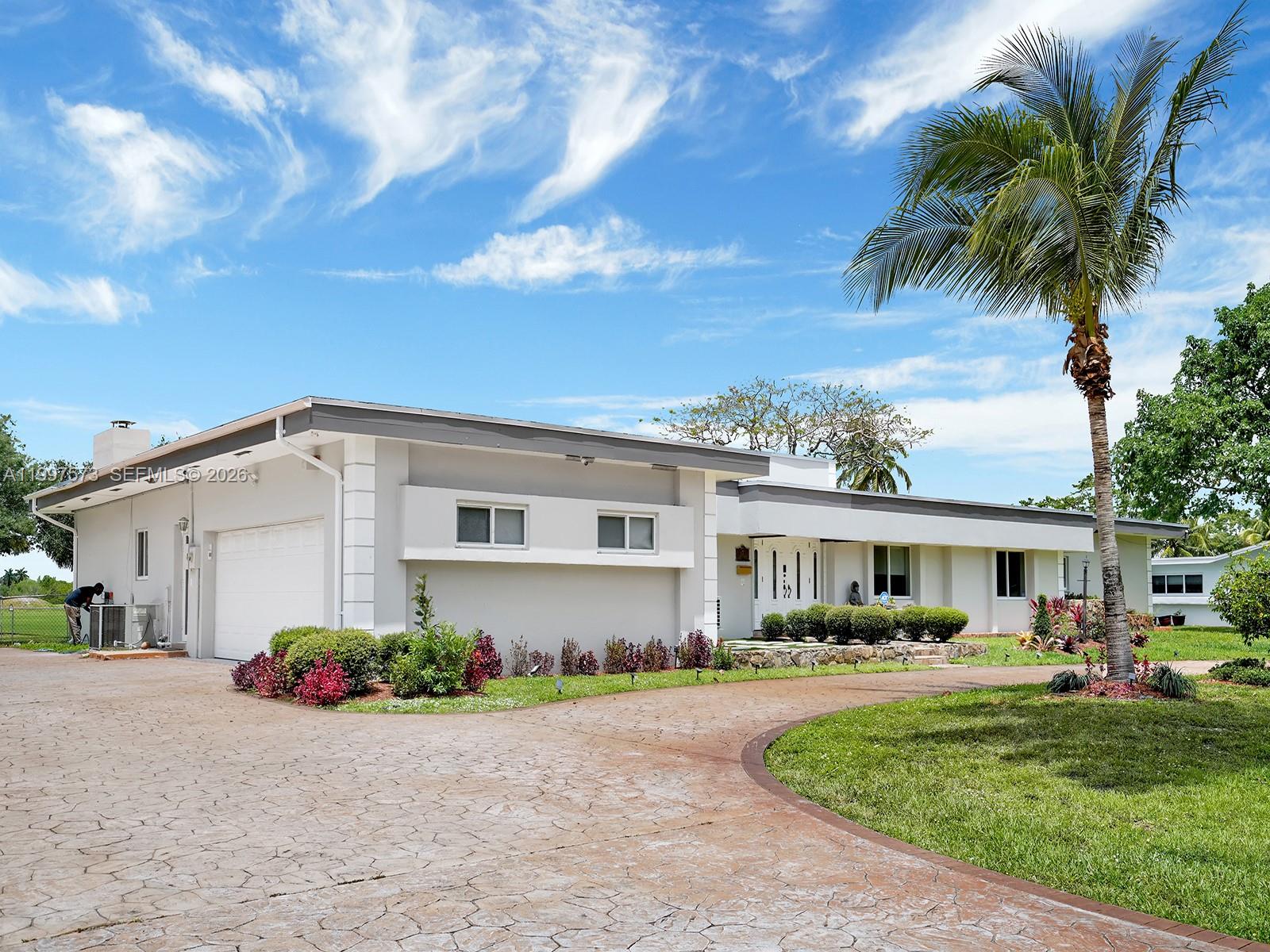 621 E Tropical Way Property Photo 47