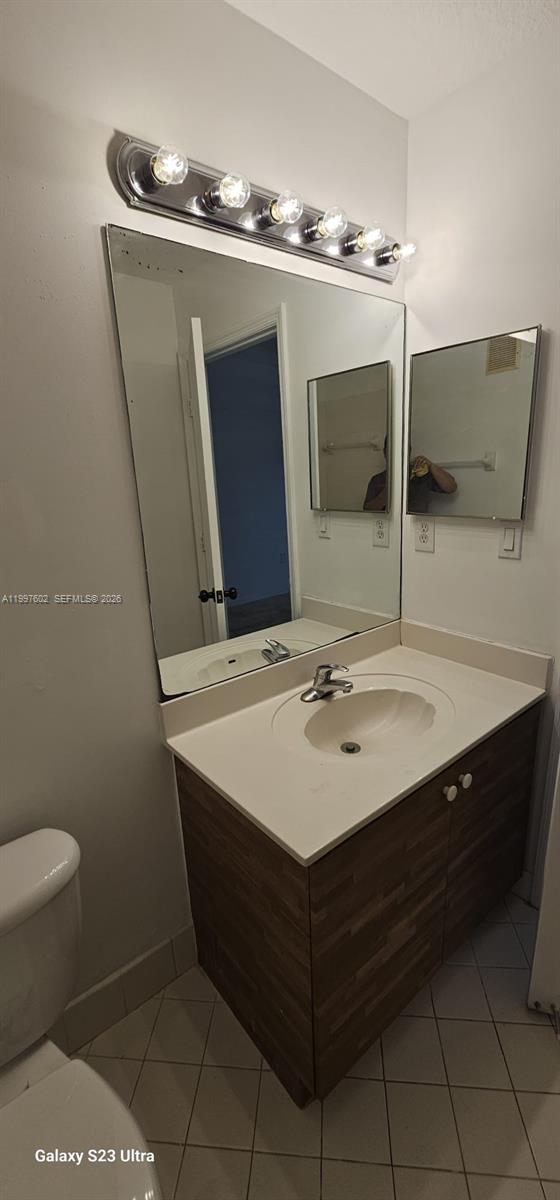 935 Ne 33rd Ter 204 Property Photo 17