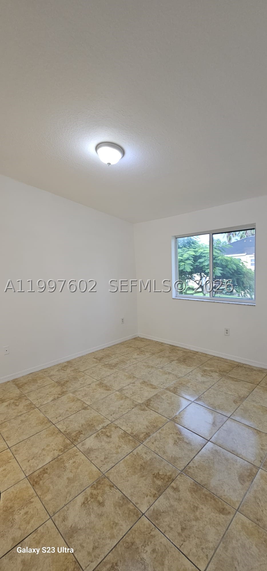 935 Ne 33rd Ter 204 Property Photo 18