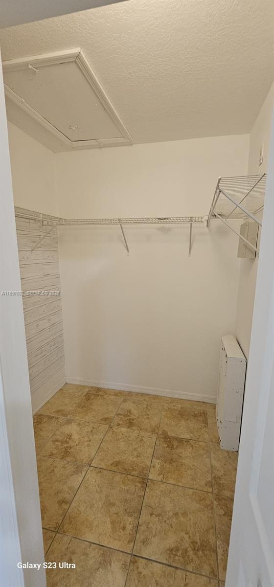 935 Ne 33rd Ter 204 Property Photo 19