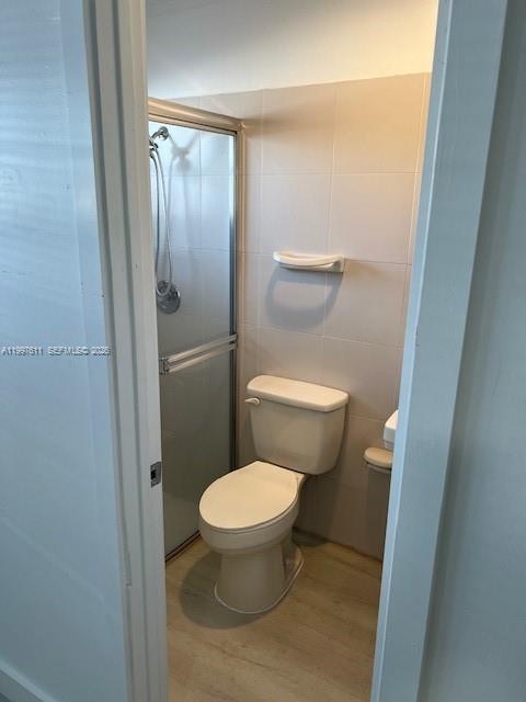 A11997611 Property Photo 6
