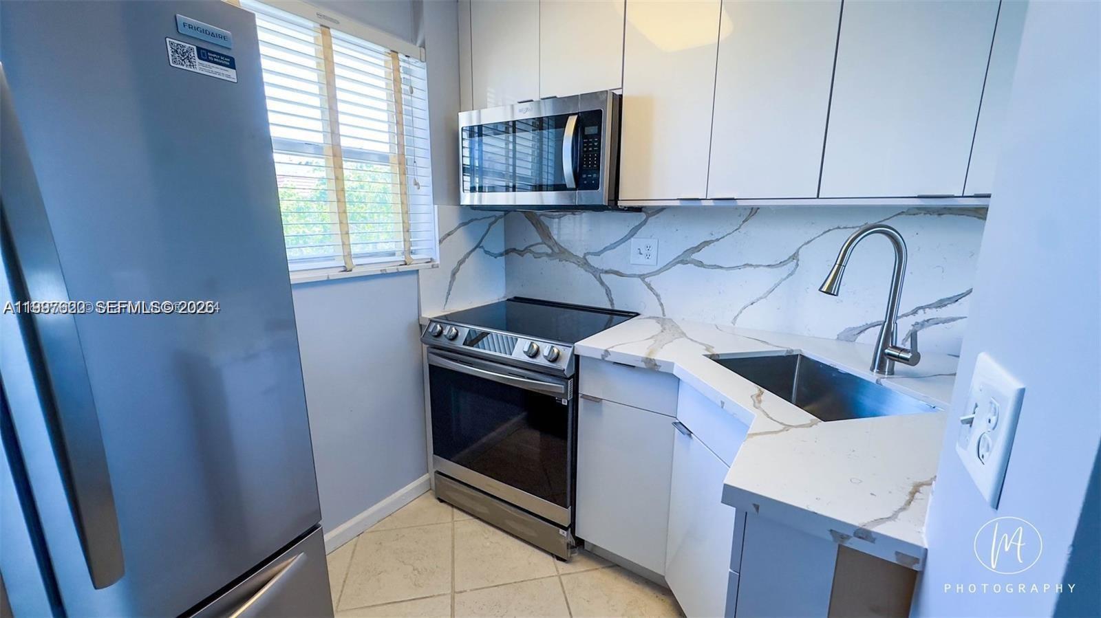 1731 SE 15th St 315