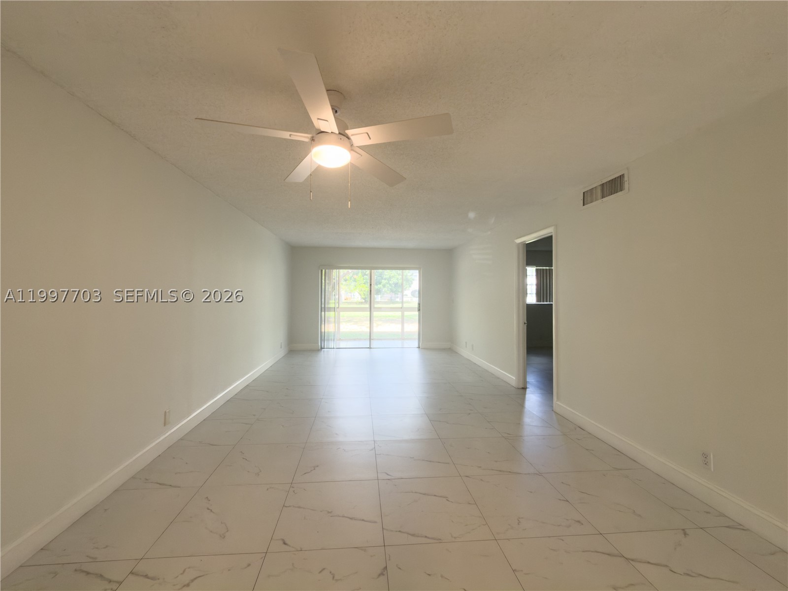 605 S State Road 7 1d Property Photo 9