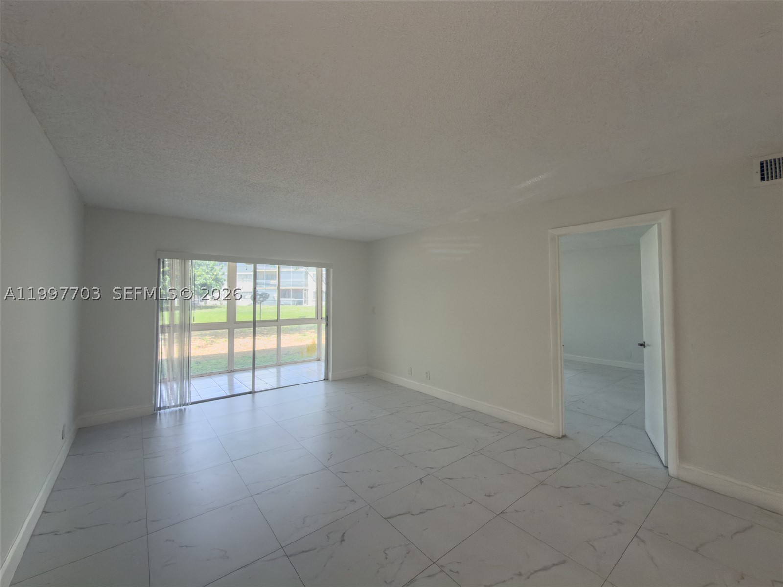 605 S State Road 7 1d Property Photo 10