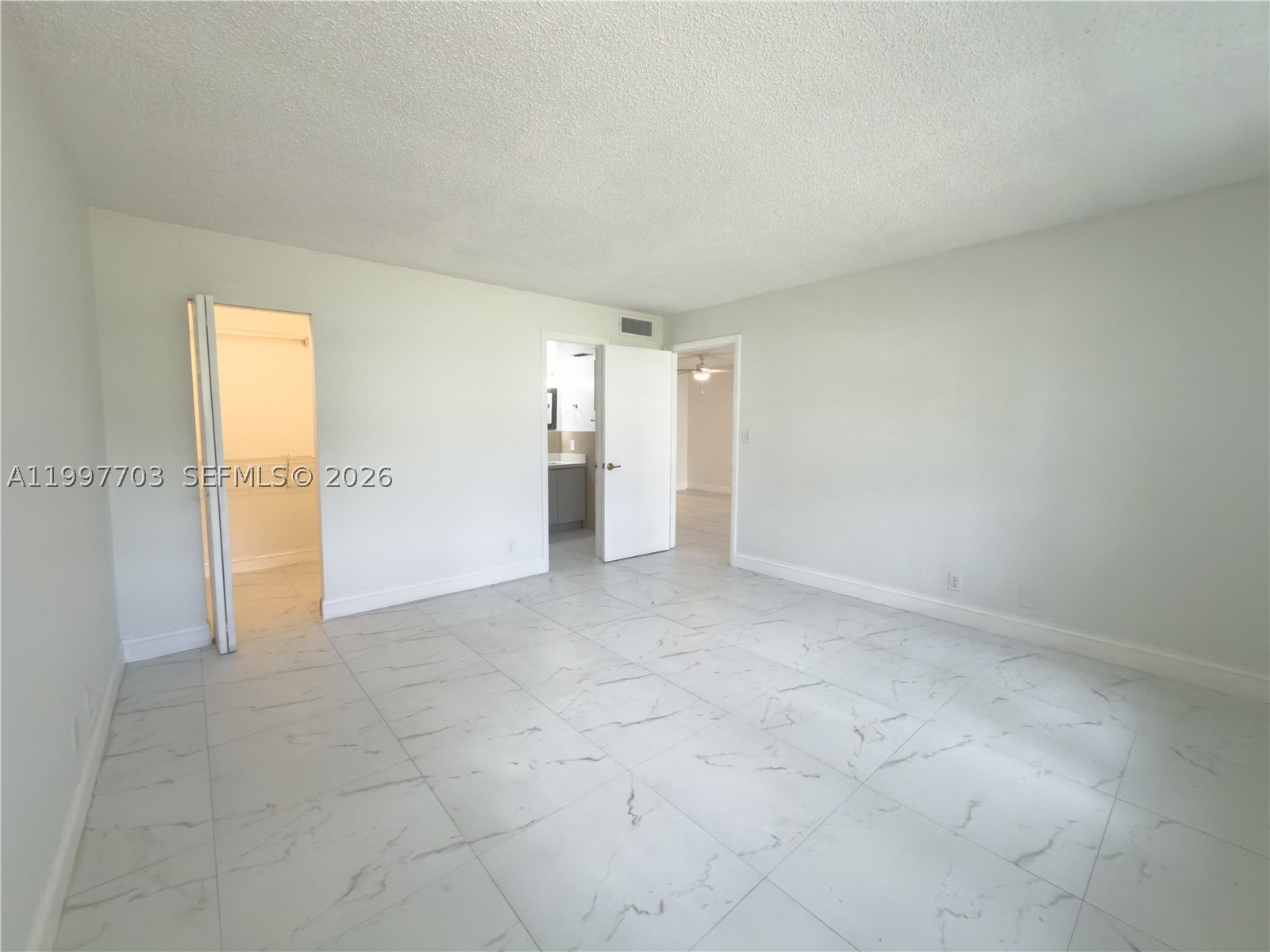 605 S State Road 7 1d Property Photo 17