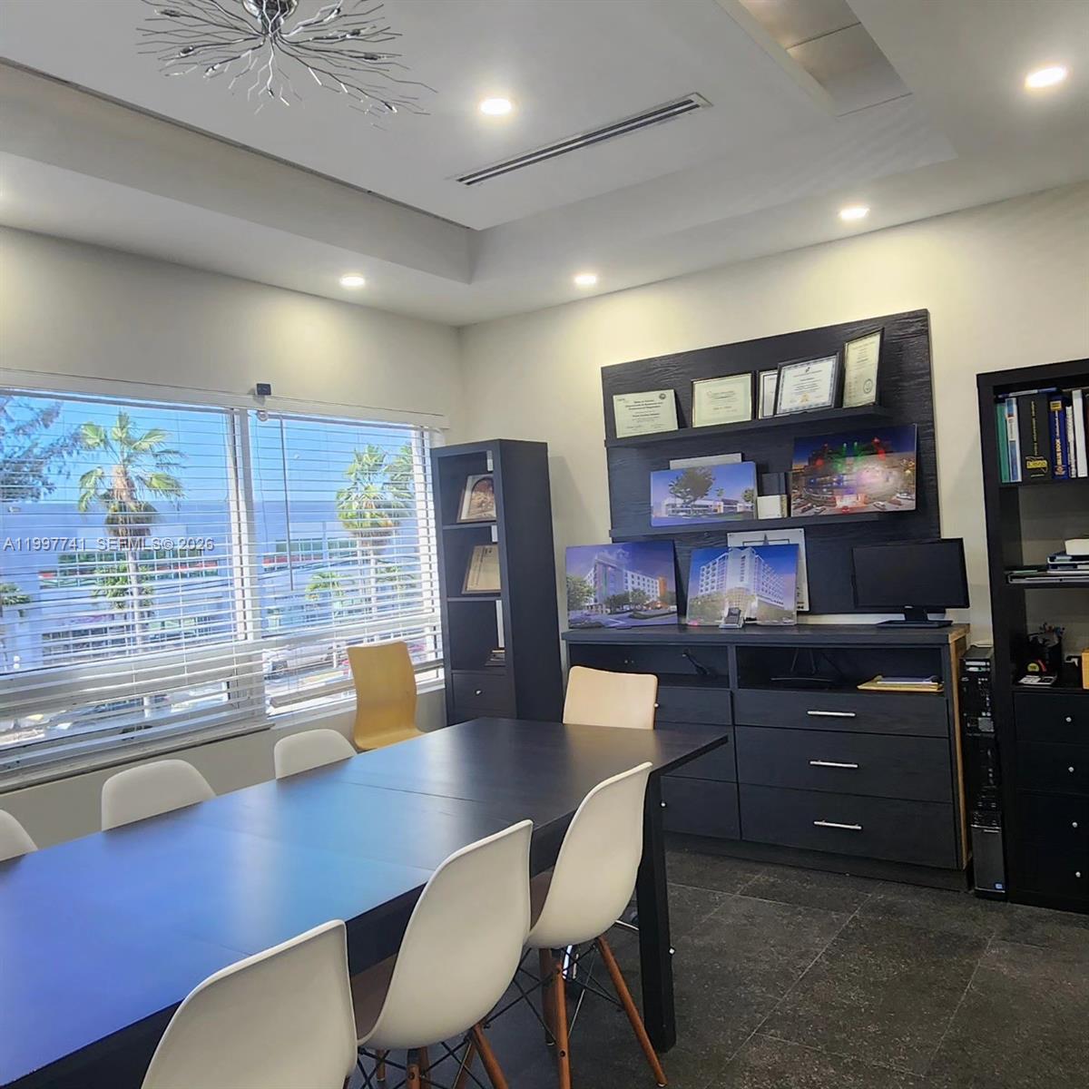 2441 Nw 93 104-b Property Photo 8