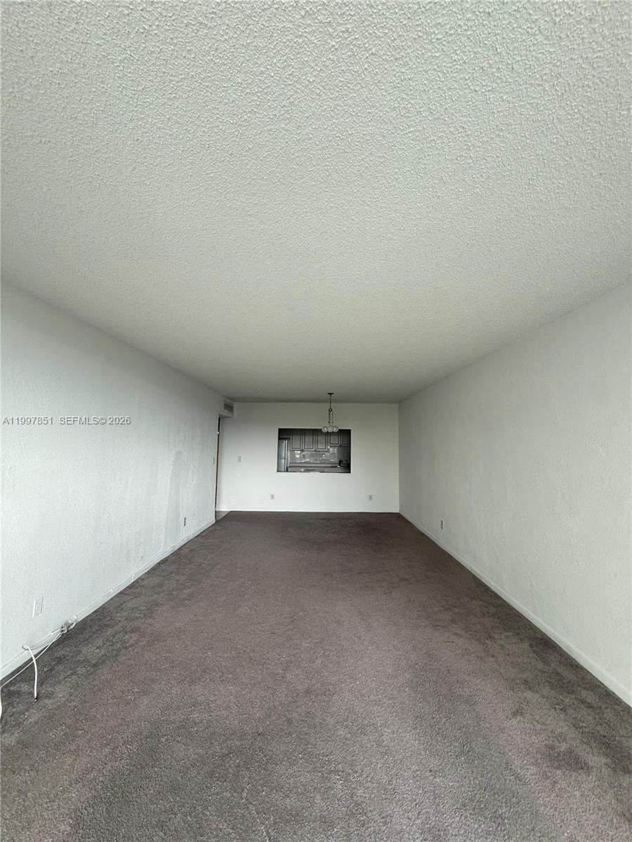 19380 Collins Ave 319 Property Photo 17