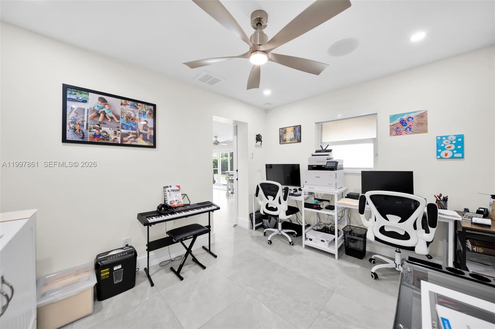 1574 Ricardo Property Photo 24