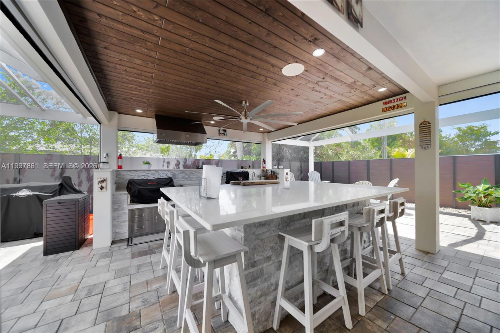 1574 Ricardo Property Photo 41