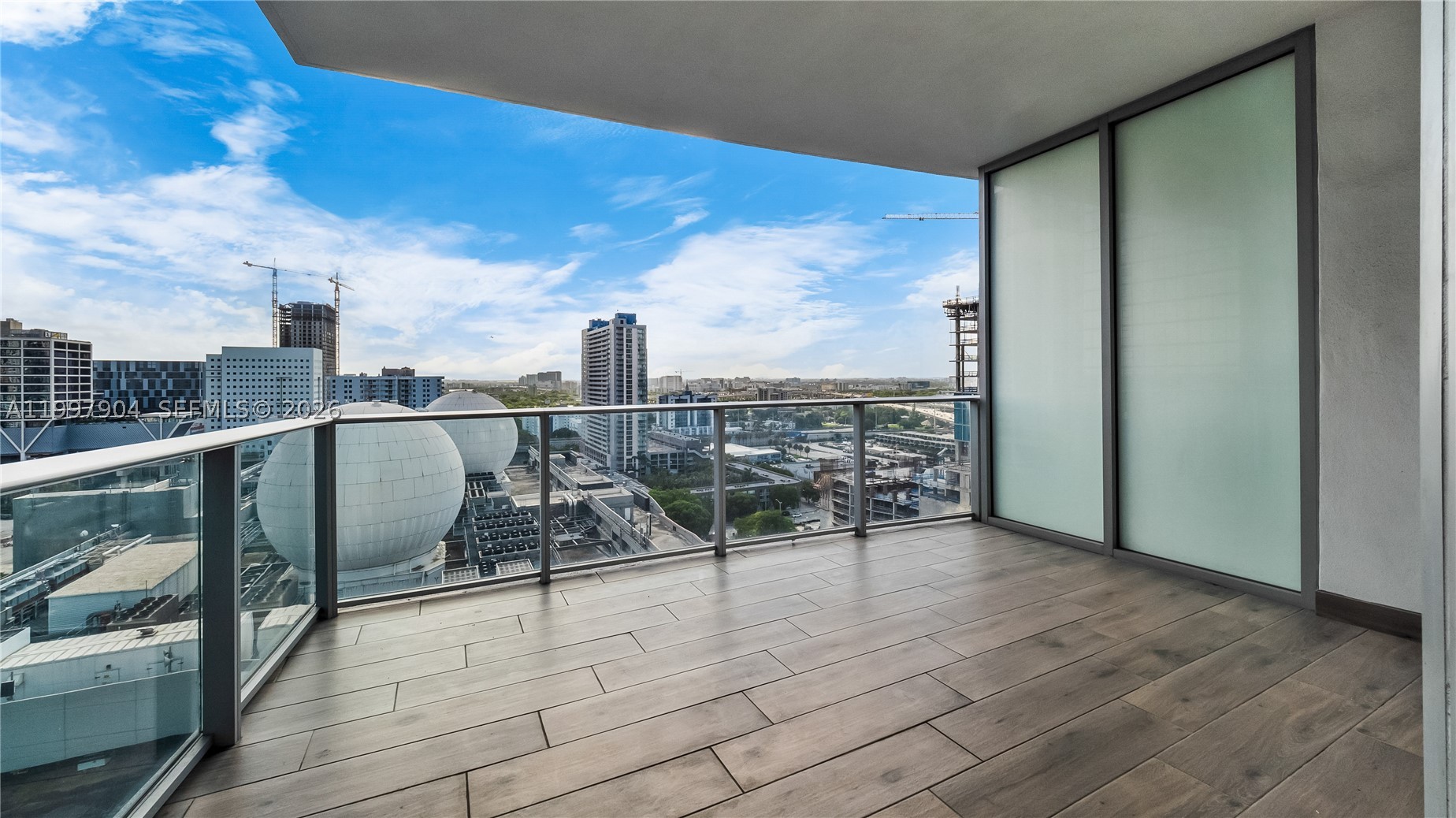 851 Ne 1st Ave 1606 Property Photo 27