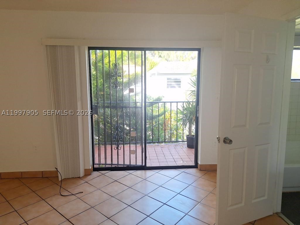 A11997905 Property Photo 21