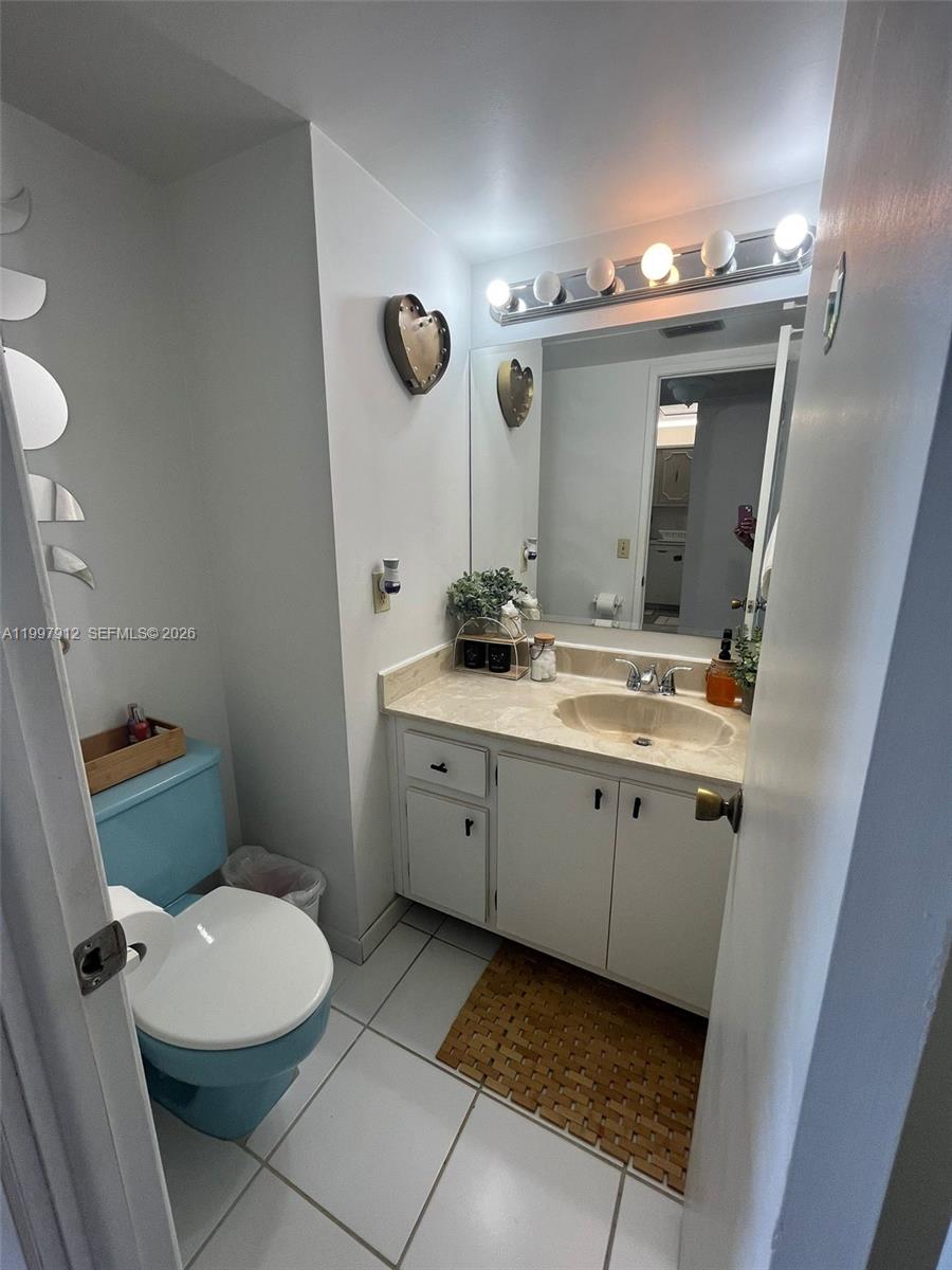 2851 Ne 183rd St 405e Property Photo 11