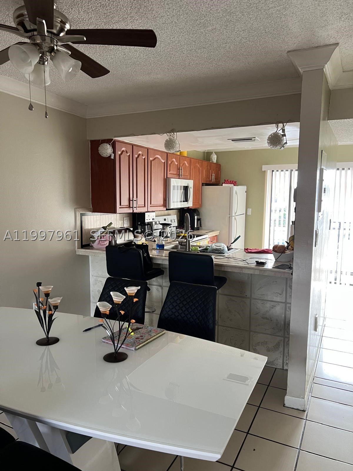 1298 W 51st Pl D-29 Property Photo 6