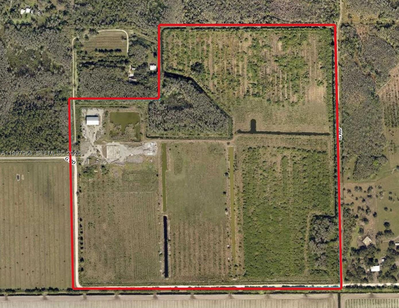960 G RD Property Photo 1