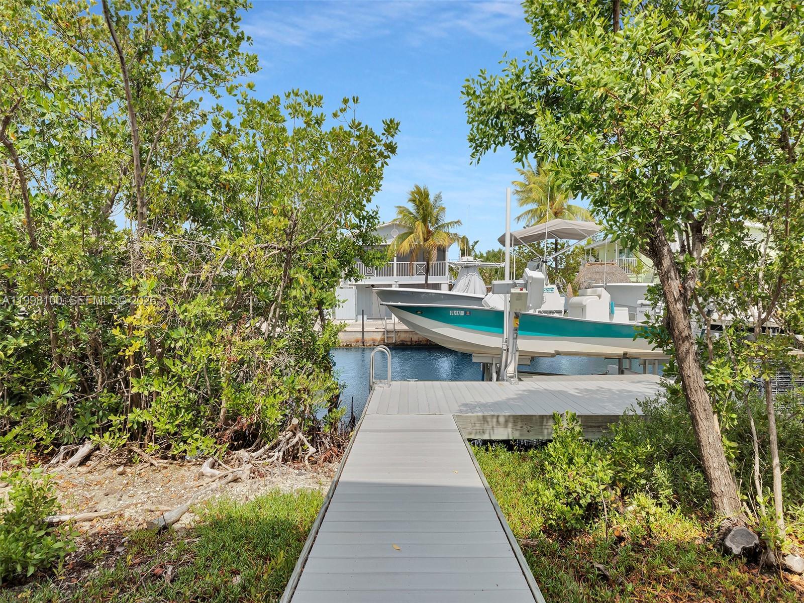 437 Pirates Rd Property Photo 11