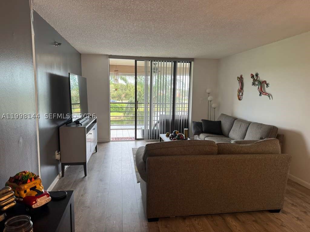 1200 Saint Charles Pl 321 Property Photo 1