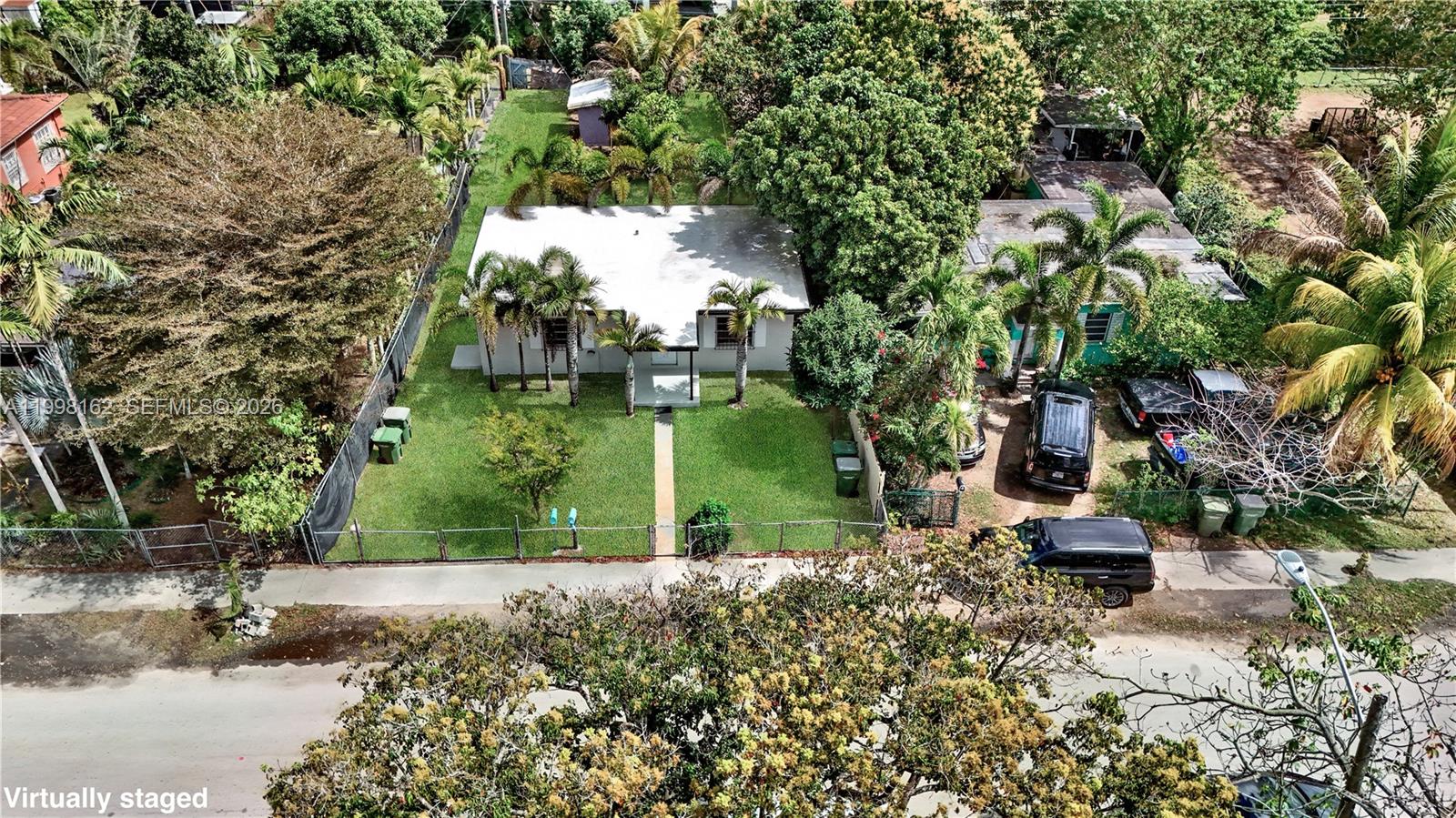 105 Nw 7th Ave Property Photo 32