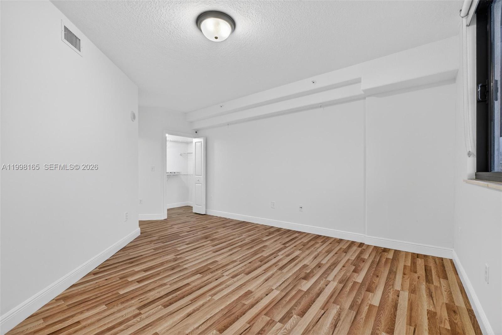 2301 Sw 27th Ave 906 Property Photo 23