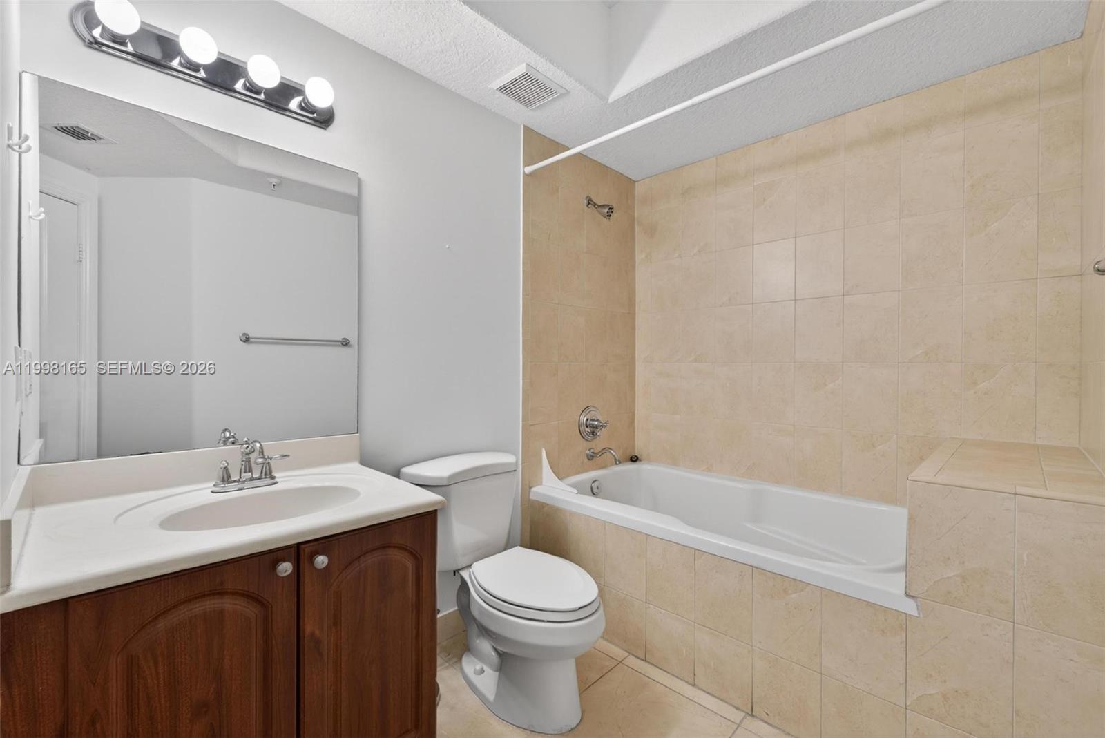 2301 Sw 27th Ave 906 Property Photo 25