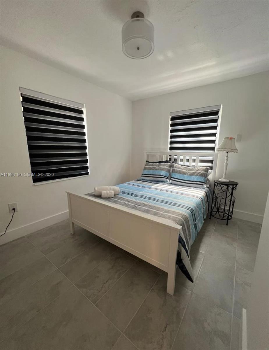 A11998190 Property Photo 11