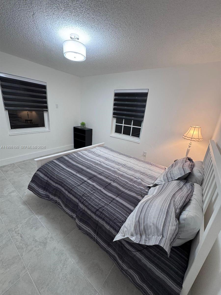 A11998190 Property Photo 29