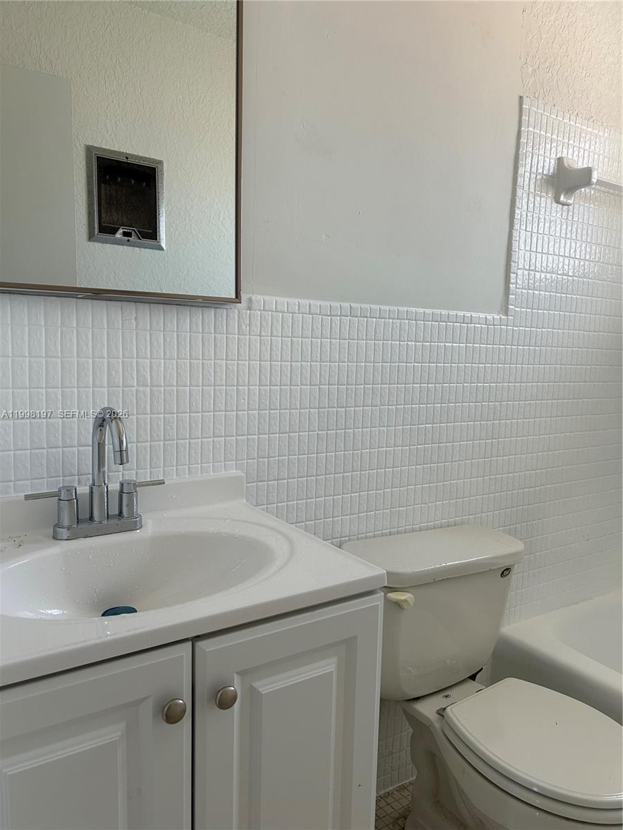 2225 Polk St 6b Property Photo 29