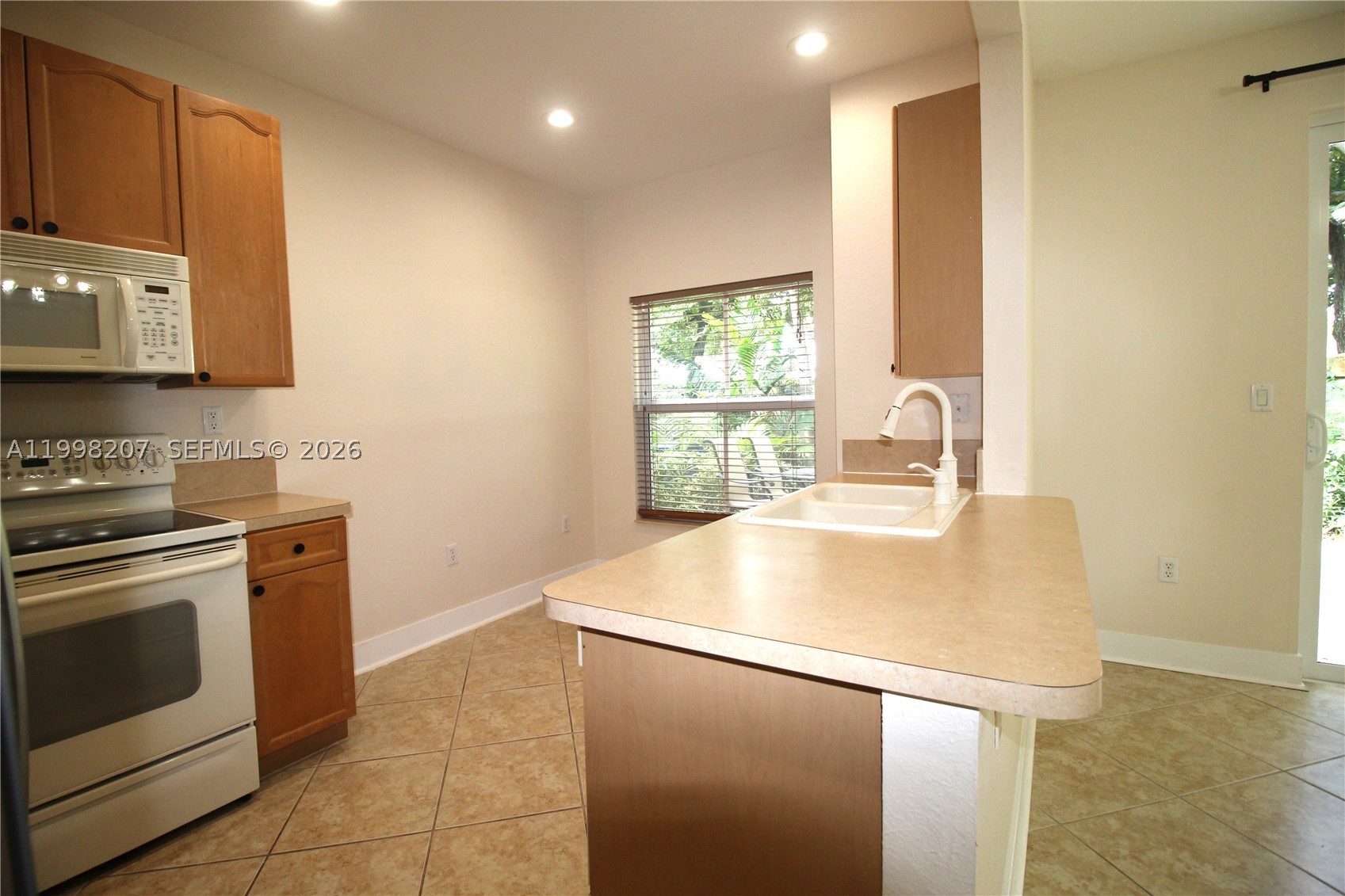 3377 Merrick Ln 707 Property Photo 11