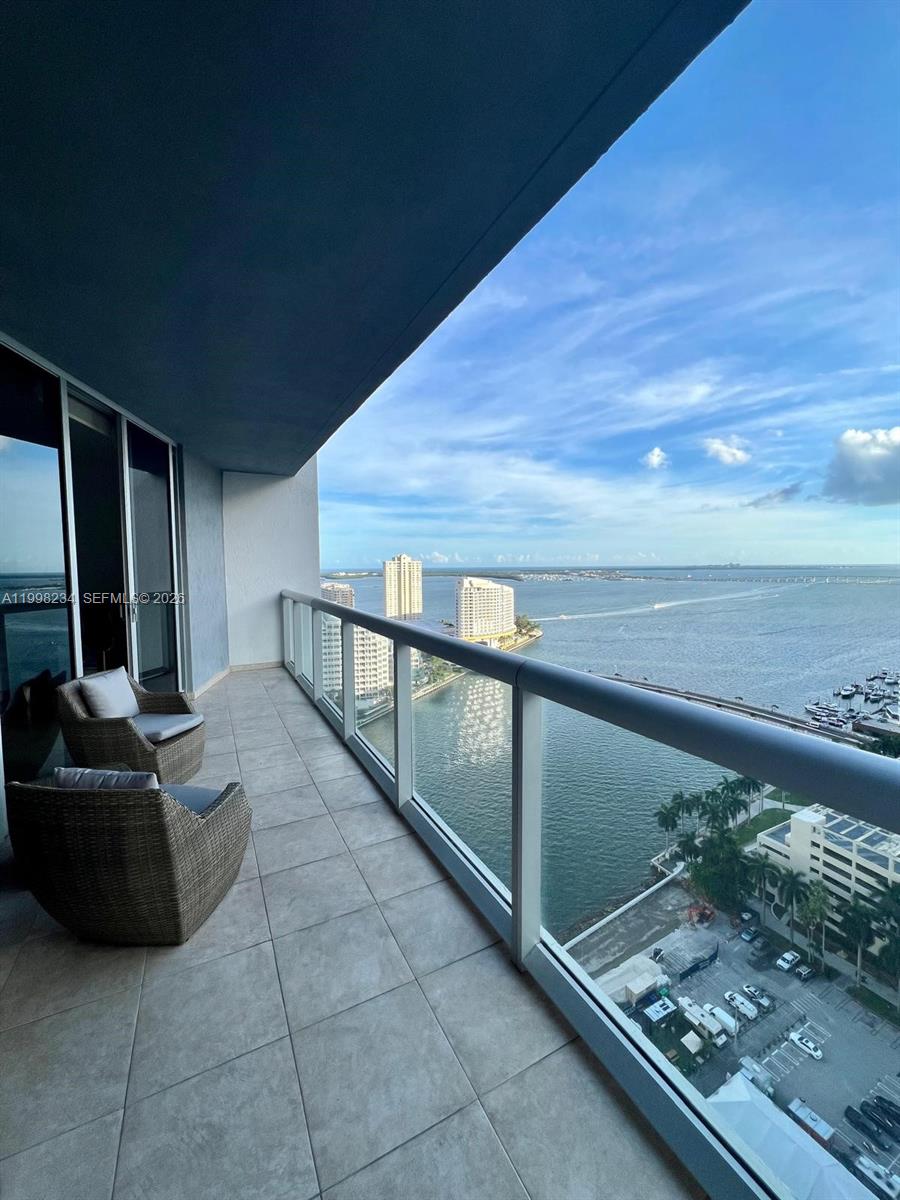 495 Brickell Ave 2707 Property Photo 1