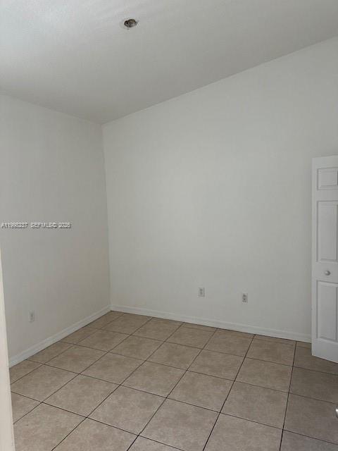 1240 Se 28th Ct 102 Property Photo 8
