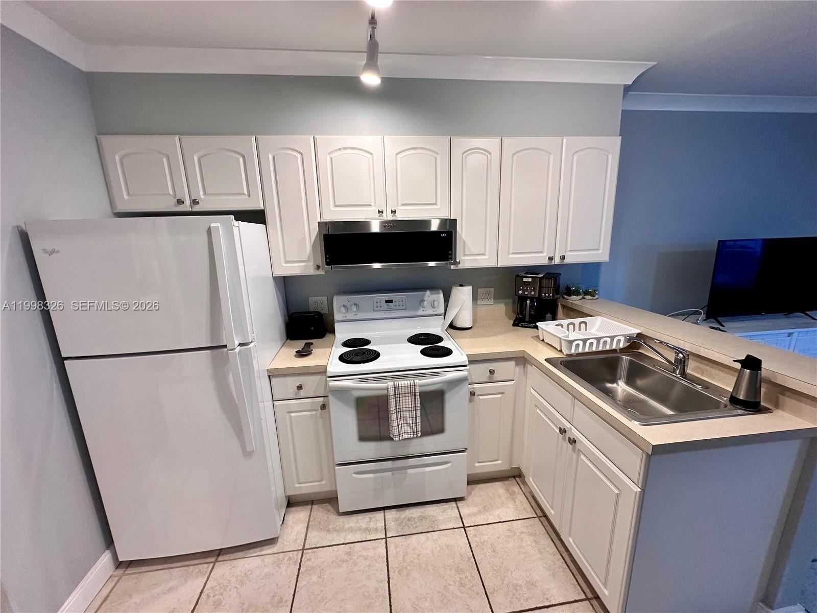 1480 S Ocean Blvd 104 Property Photo 17