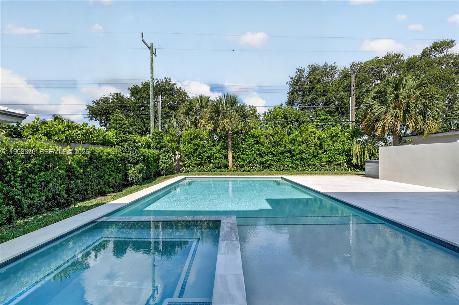 1017 S Palmway Property Photo 18