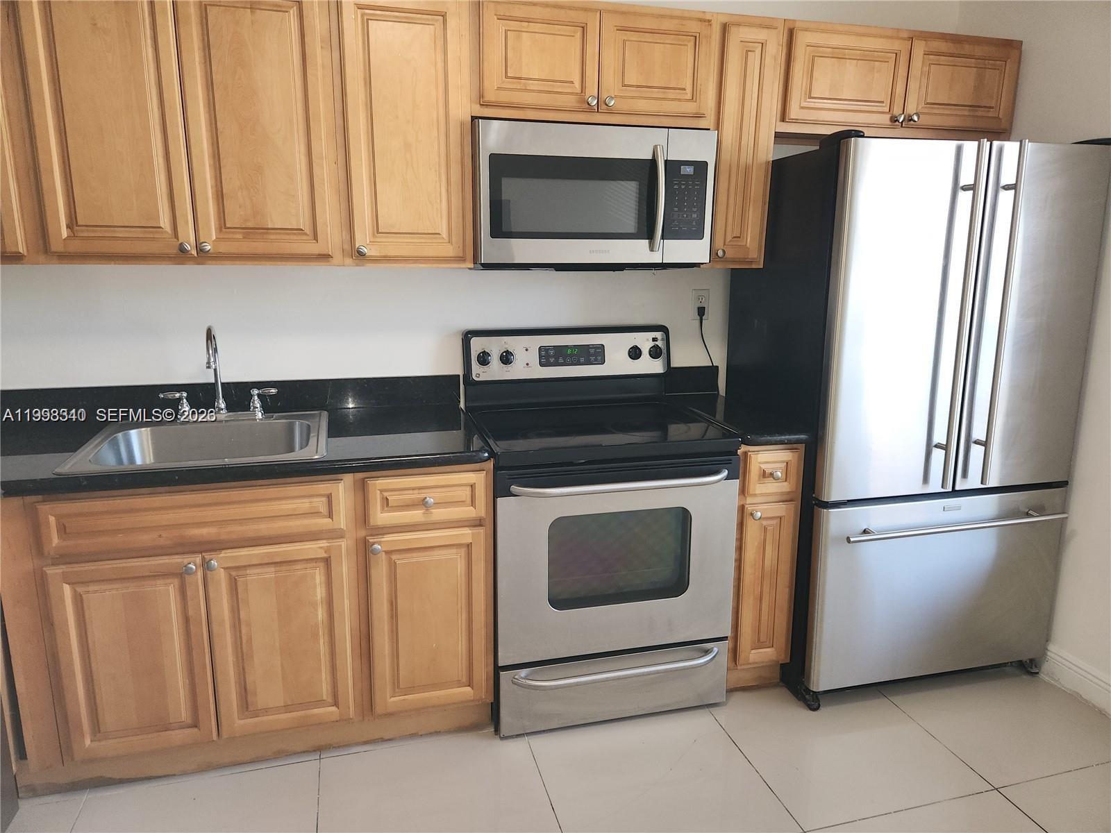 8059 Sw 21 Ct 8059 Property Photo 2
