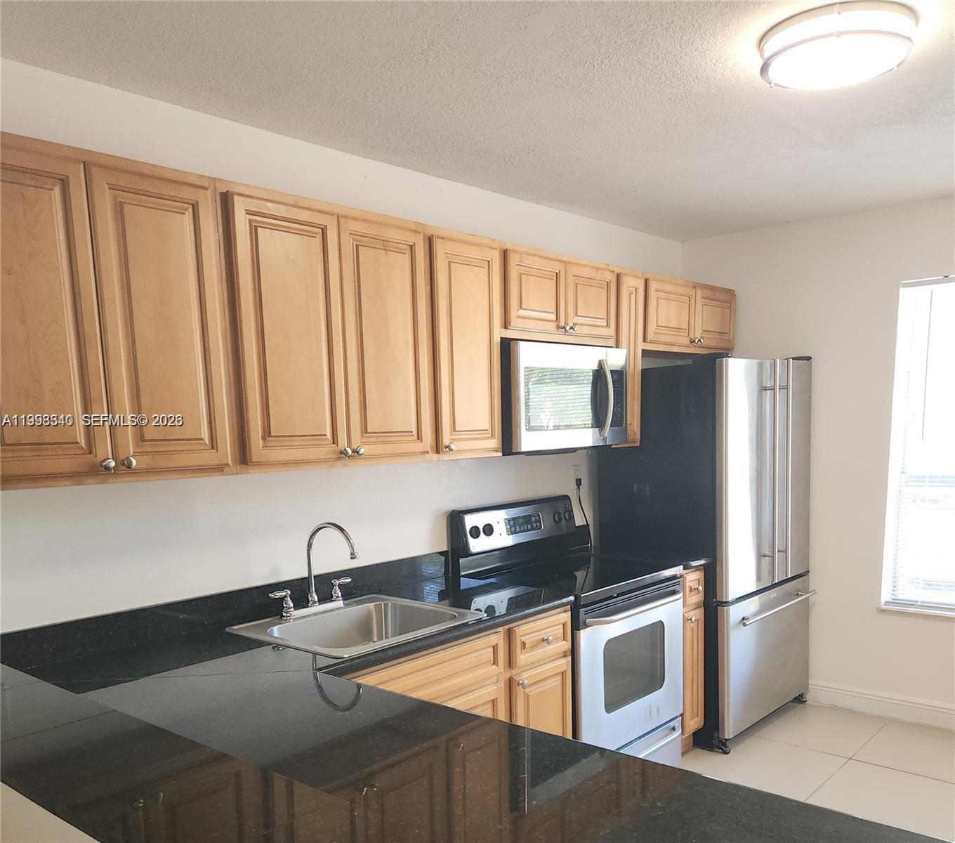 8059 Sw 21 Ct 8059 Property Photo 5