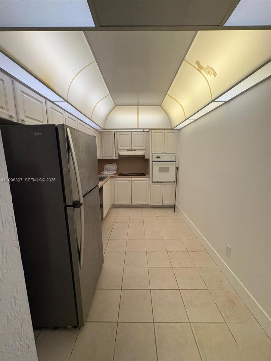 19390 Collins Ave 1623 Property Photo 7