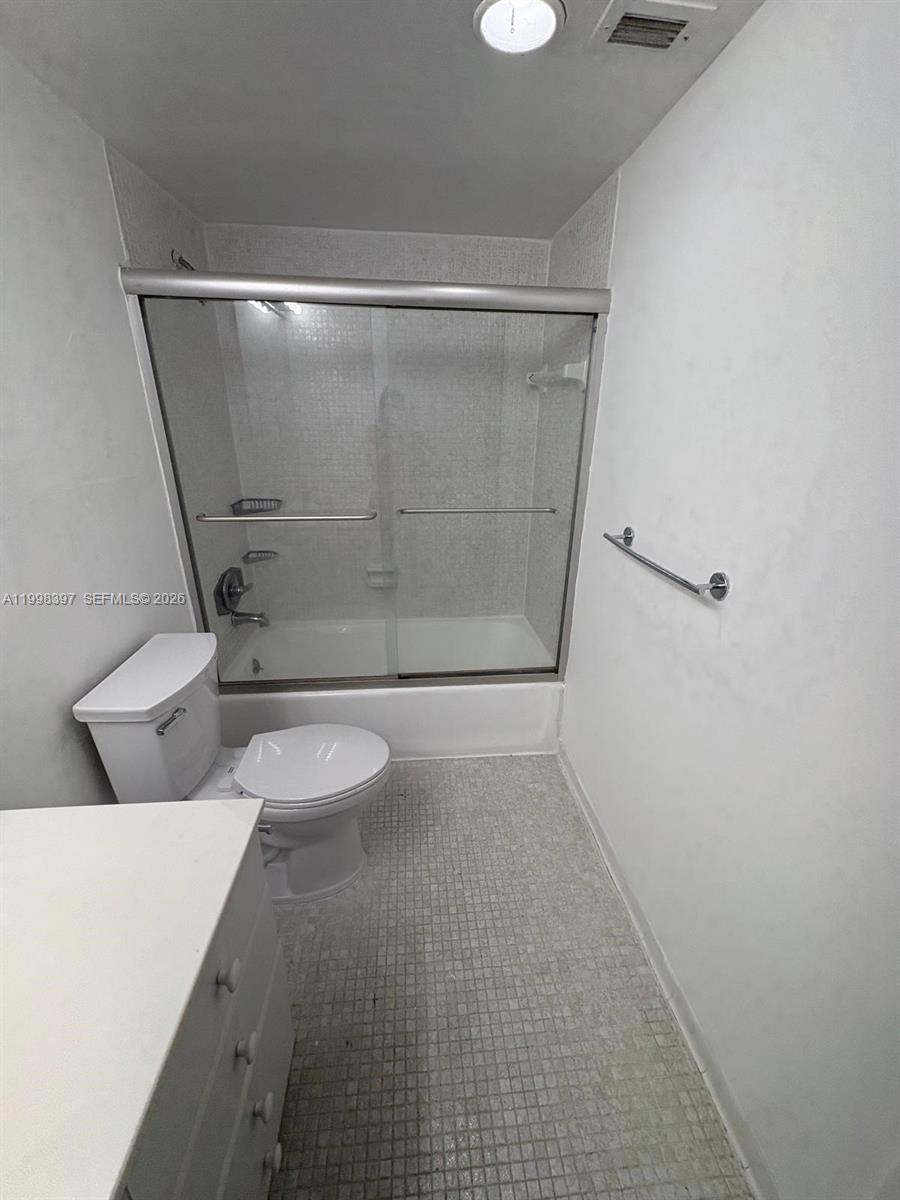 19390 Collins Ave 1623 Property Photo 19
