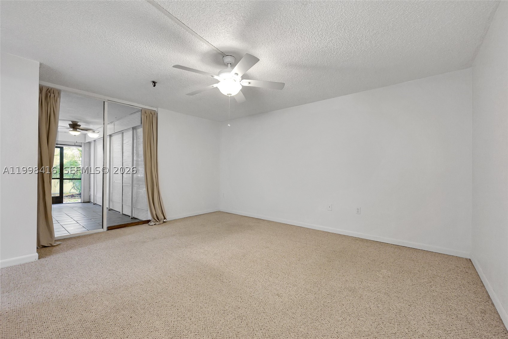 671 Ne 195th St 114e Property Photo 9