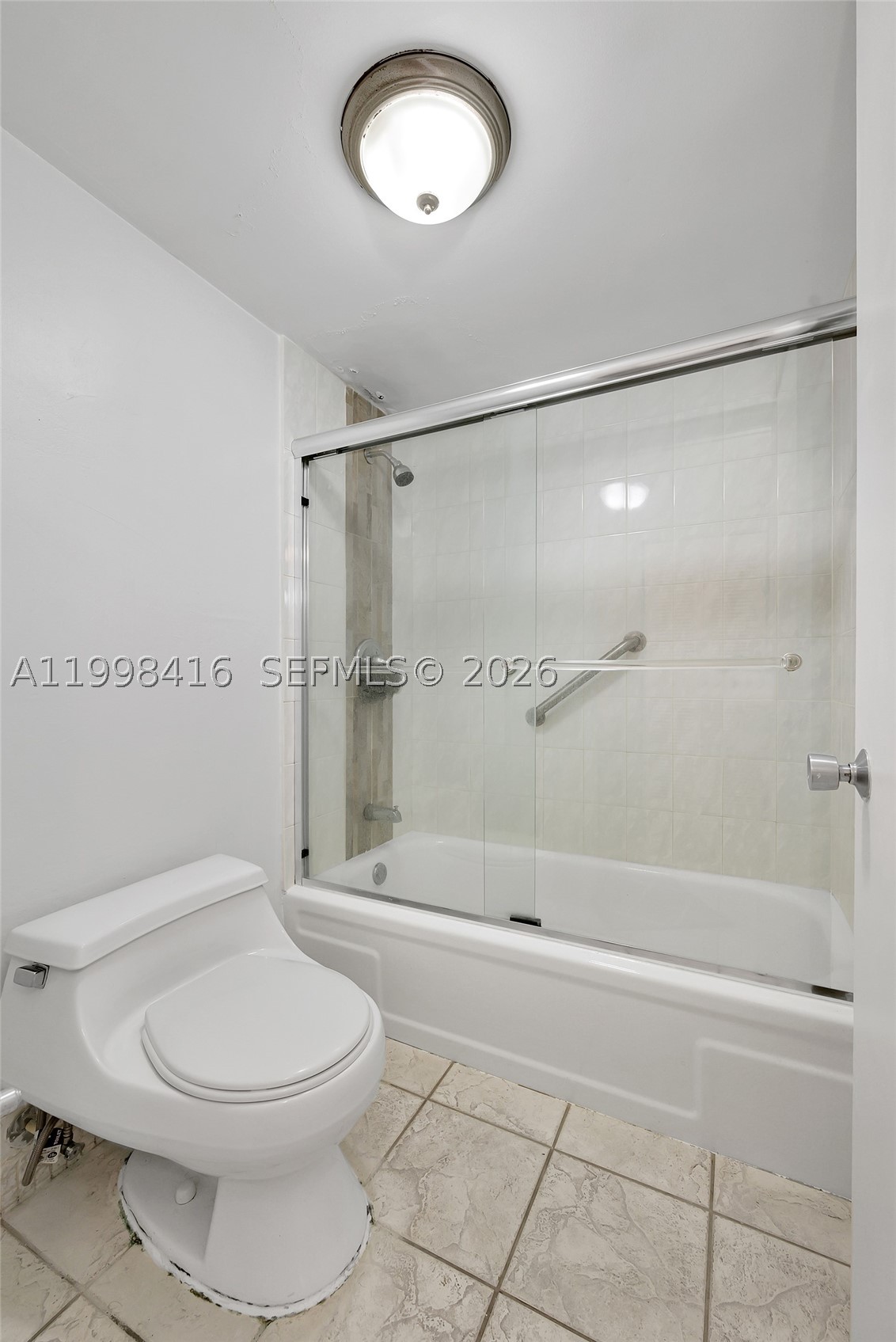 671 Ne 195th St 114e Property Photo 13