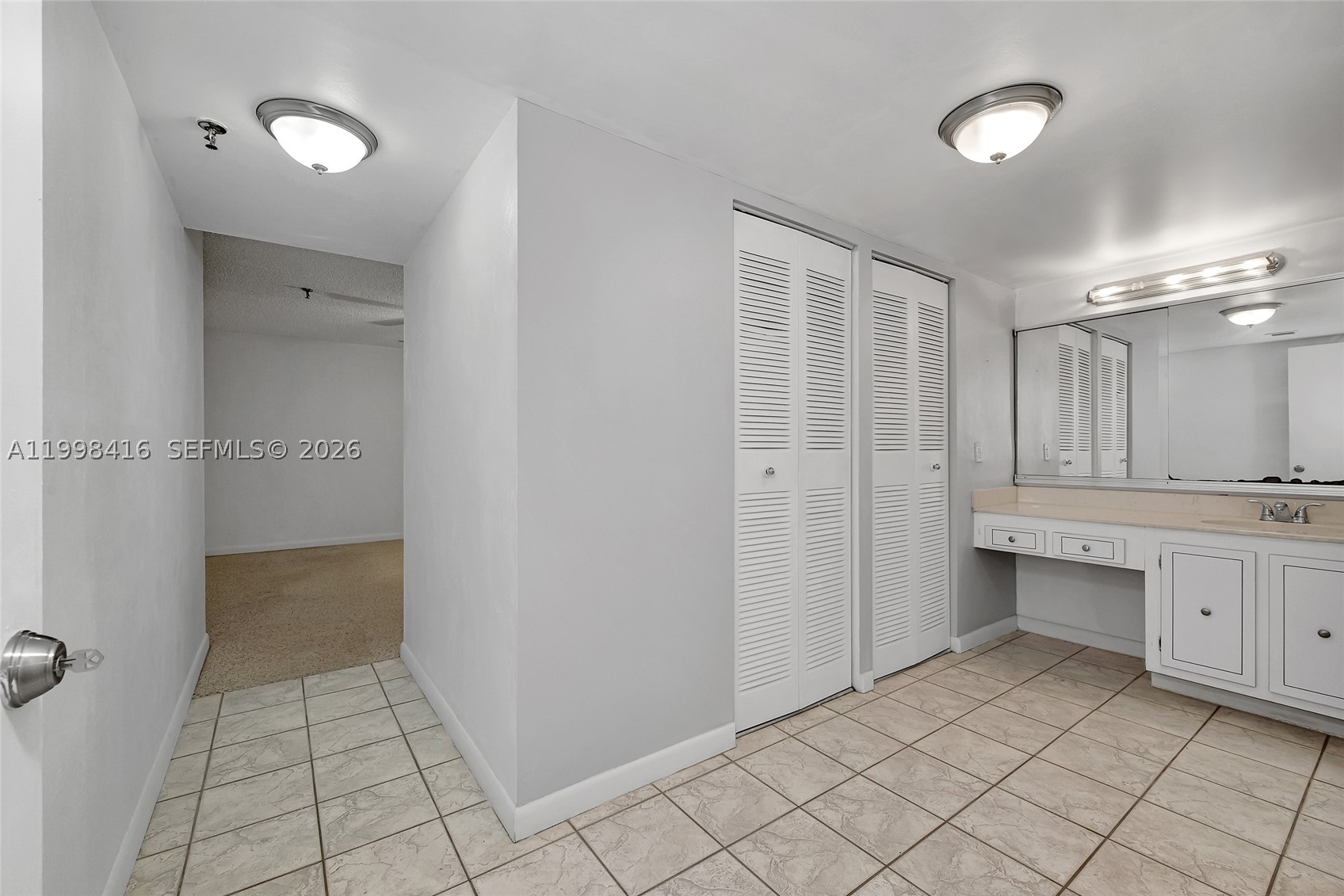 671 Ne 195th St 114e Property Photo 15