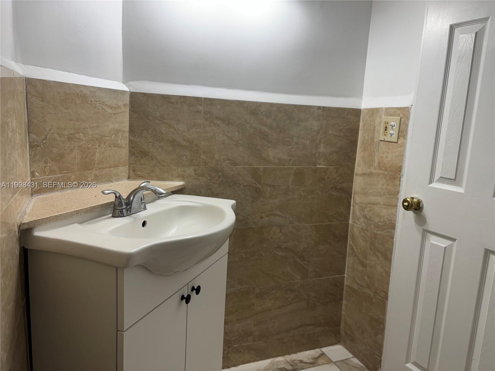1501 Ne 191st St C211 Property Photo 5