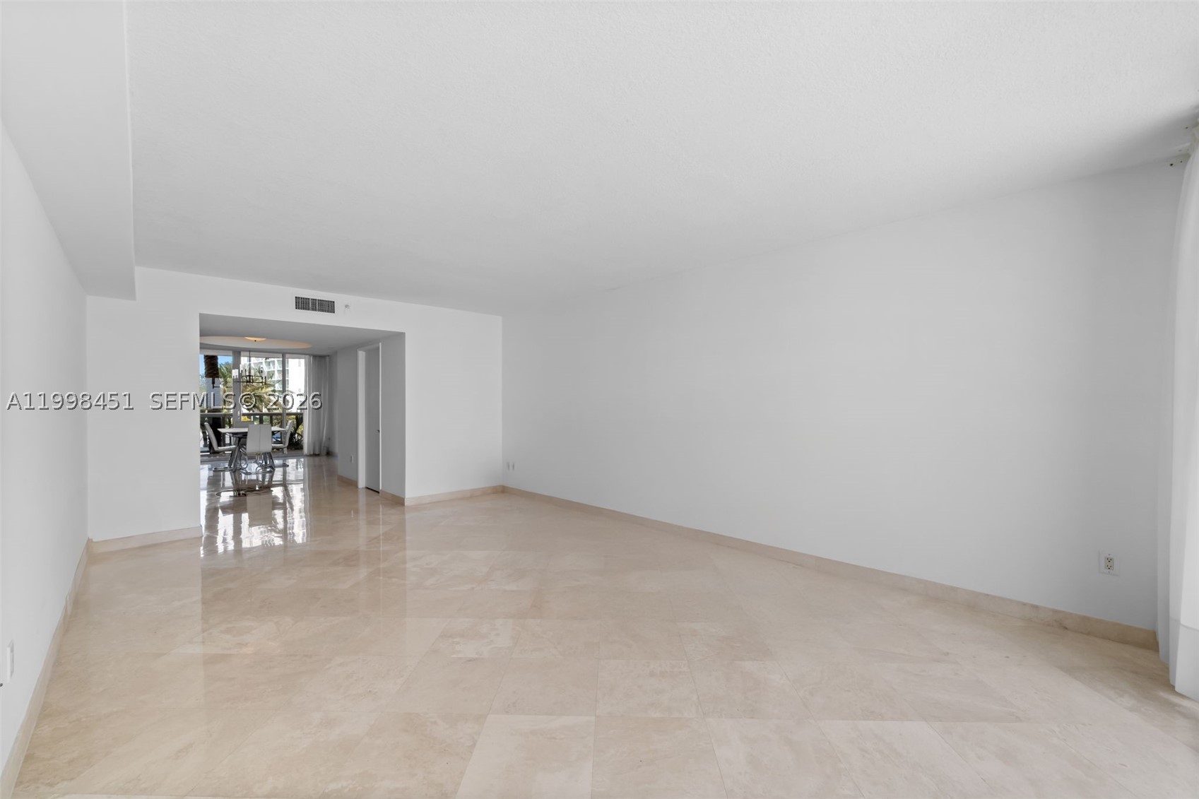 17555 Collins Ave 406 Property Photo 6