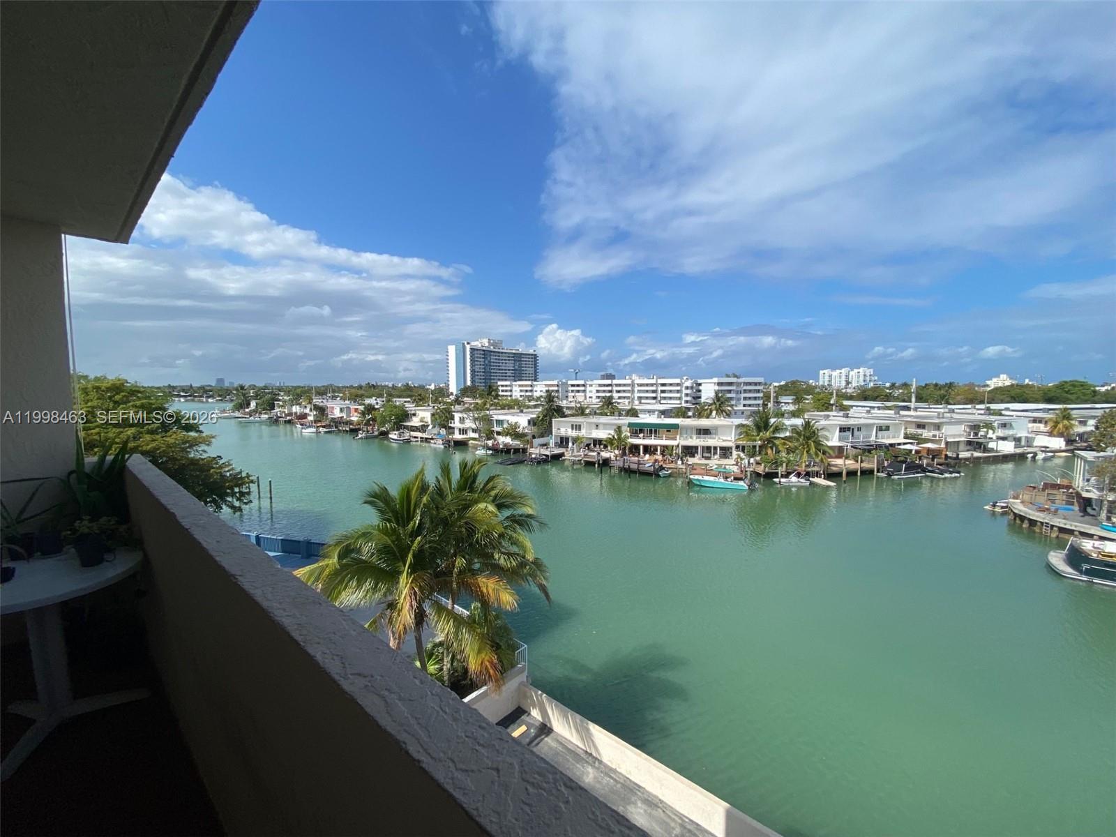 7125 Bay Dr 506 Property Photo 1