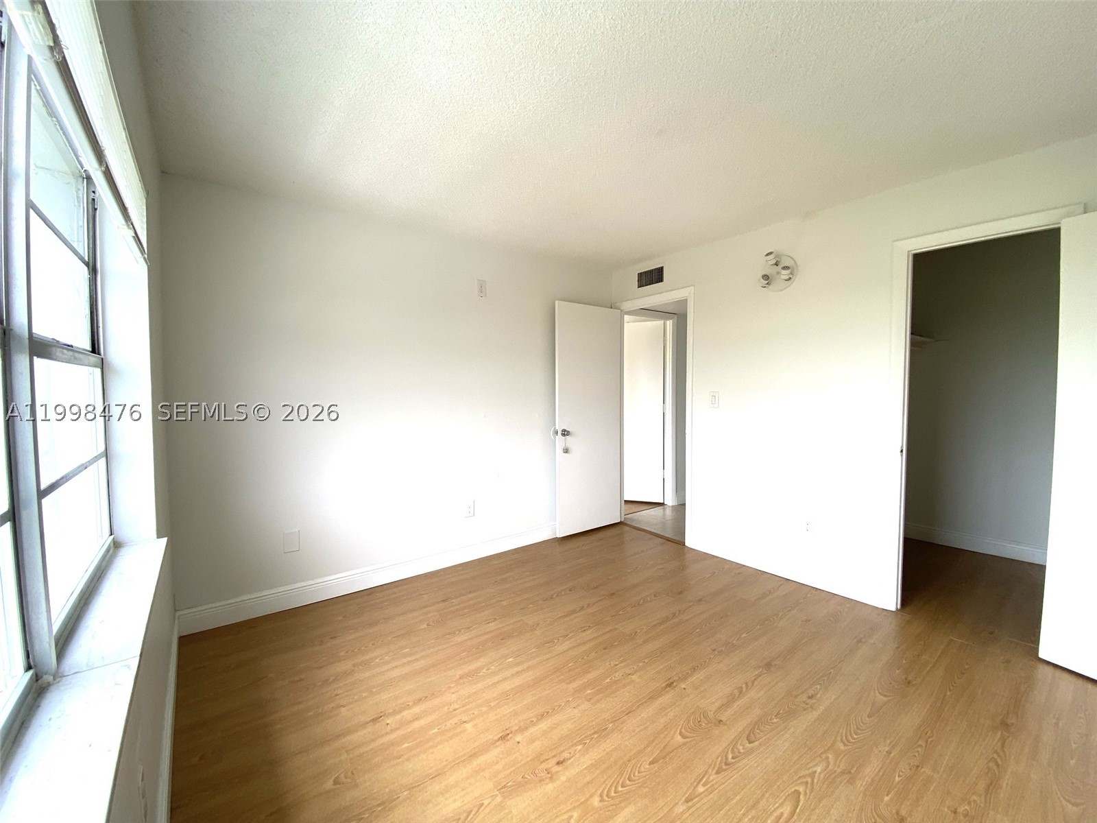 494 Nw 165th St Rd C-601 Property Photo 17