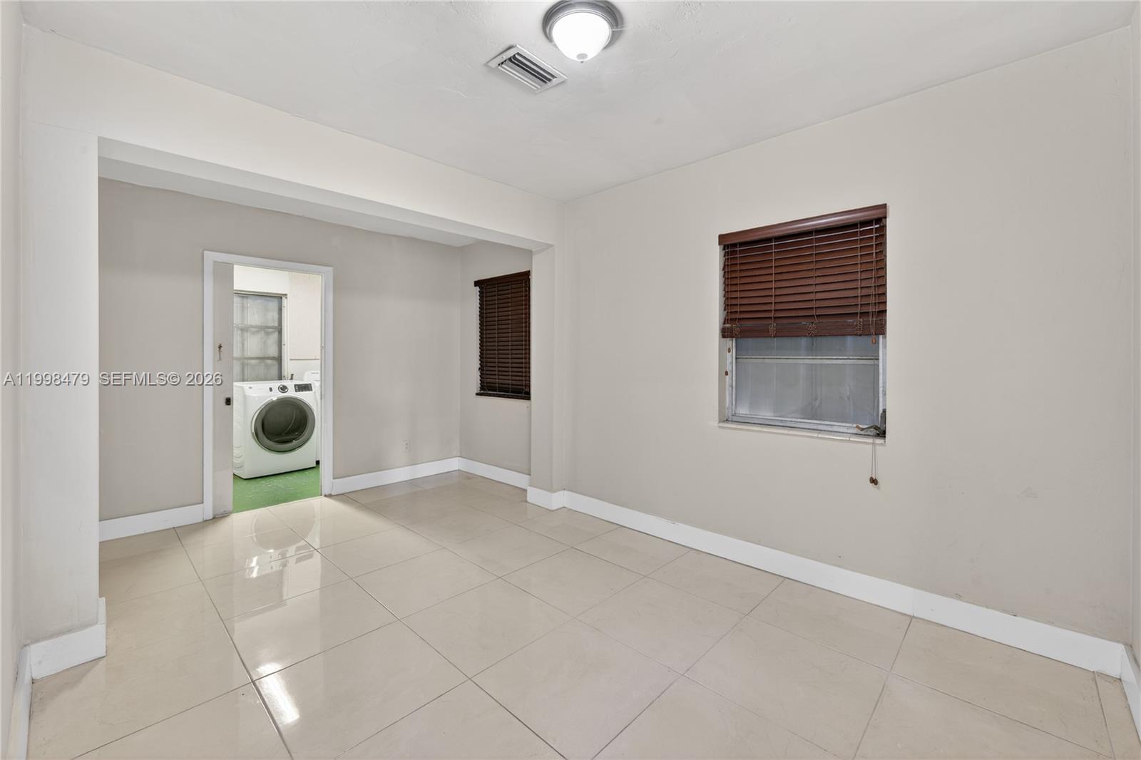 807 Sw 26th Ct Property Photo 16