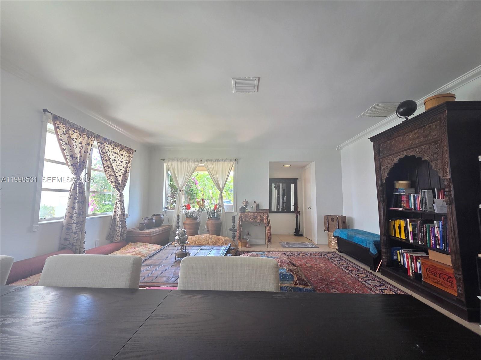 345 Malaga Ave Property Photo 22