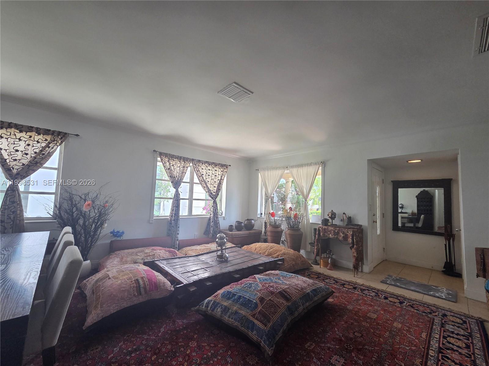 345 Malaga Ave Property Photo 25